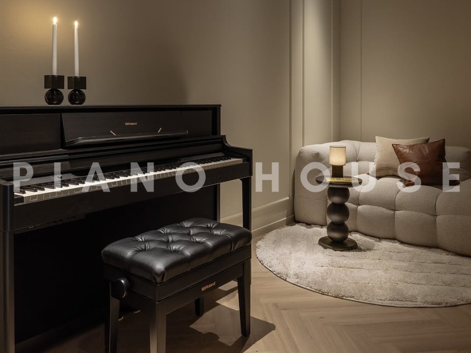 ROLAND LX-705 CB New - Đánh giá chi tiết tại Piano House